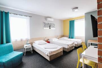 Фото номера Улучшенный трехместный номер Апарт-отели Tamada г. Ozorków 10