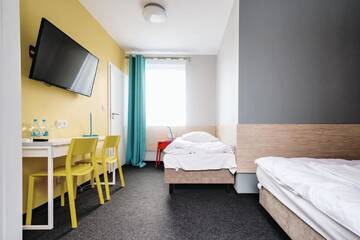 Фото номера Трехместный номер Делюкс Апарт-отели Tamada г. Ozorków 5