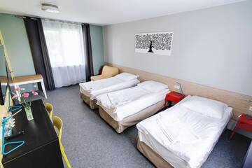 Фото номера Трехместный номер «Комфорт» Апарт-отели Tamada г. Ozorków 12